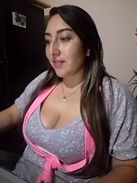 Snapshot of Valeria_montana_ chatting on February 2, 2026, 11:48 pm Valeria montana online show from February 2, 2026, 11:48 pm