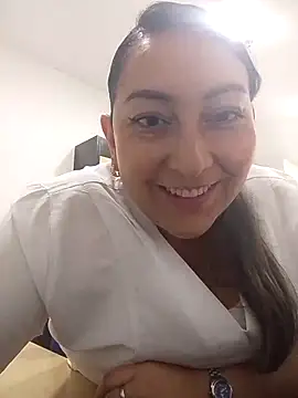 Snapshot of Valeria_montana_ chatting on January 14, 2026, 12:42 pm Valeria montana online show from January 14, 2026, 12:42 pm