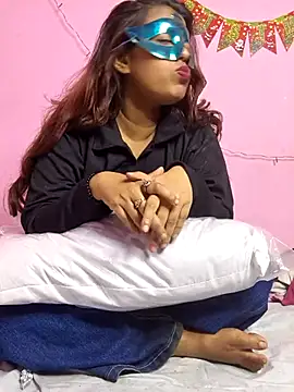 Snapshot of Indian_SexyBhabhi chatting on January 7, 2026, 8:41 am Indian SexyBhabhi online show from January 7, 2026, 8:41 am