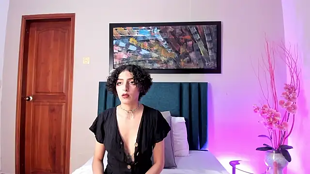 Snapshot of LyraVendrell chatting on January 17, 2026, 12:09 pm LyraVendrell online show from January 17, 2026, 12:09 pm