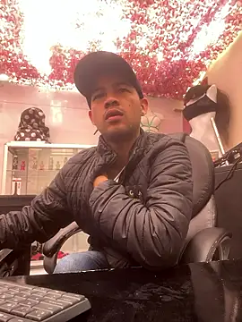 SweeXioji online show from January 11, 2026, 2:02 pm