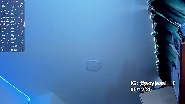 Snapshot of lauureen_c chatting on December 5, 2025, 5:22 pm lauureen c online show from December 5, 2025, 5:22 pm