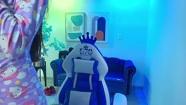 Nicole sounders online show from February 4, 2026, 11:38 am