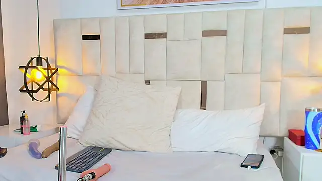 Sara BigAss- online show from January 8, 2026, 1:00 am