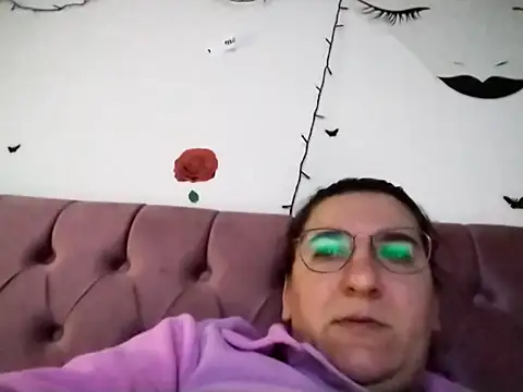 Dana92va online show from February 18, 2026, 12:56 pm