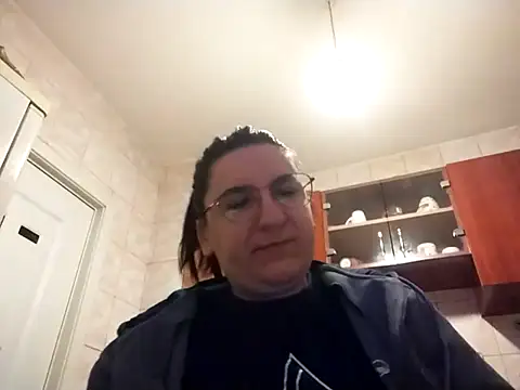 Dana92va online show from February 19, 2026, 5:37 am