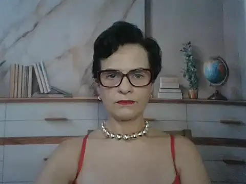 Snapshot of Luna-Hot0802 chatting on February 10, 2026, 1:54 pm Luna-Hot0802 online show from February 10, 2026, 1:54 pm