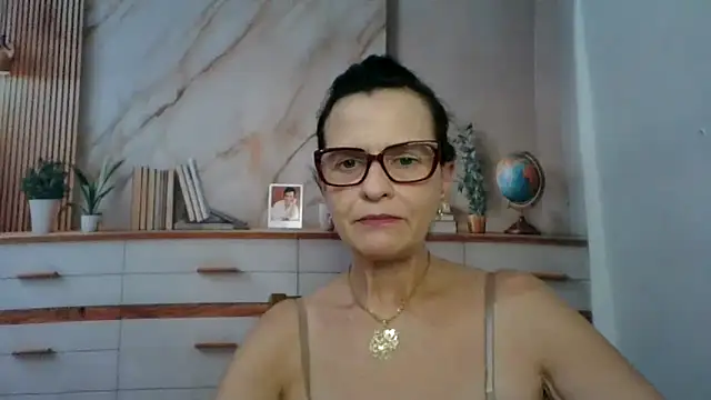 Snapshot of Luna-Hot0802 chatting on March 24, 2026, 7:14 pm Luna-Hot0802 online show from March 24, 2026, 7:14 pm