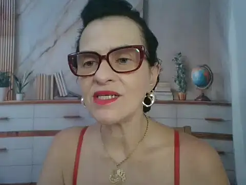 Snapshot of Luna-Hot0802 chatting on January 16, 2026, 12:53 pm Luna-Hot0802 online show from January 16, 2026, 12:53 pm
