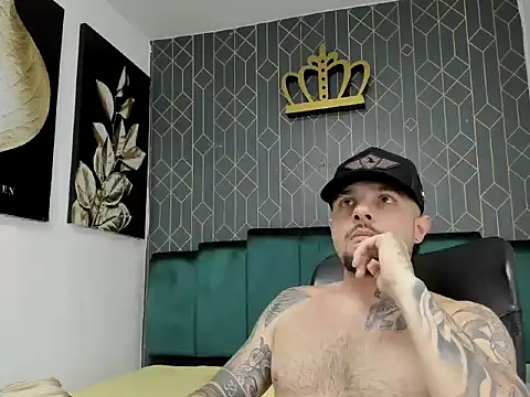 lucky smith1 online show from February 13, 2026, 7:47 pm