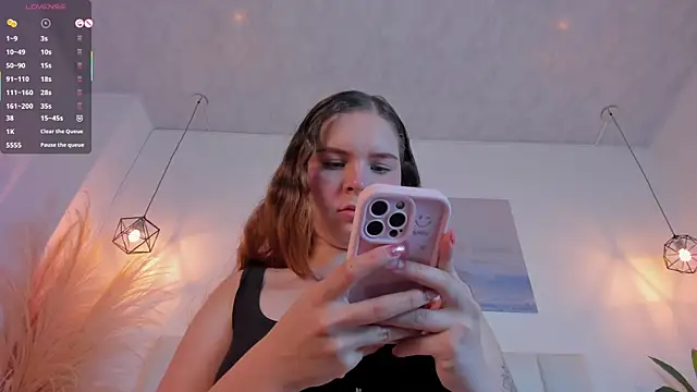 Melodyblacke online show from April 9, 2026, 11:49 am