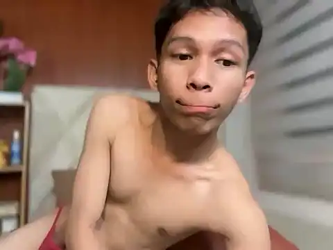 TheBoyAboveYou online show from February 1, 2026, 7:39 am