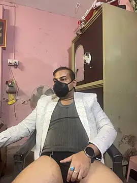 Snapshot of yoyoyohunny chatting on December 15, 2025, 4:13 pm yoyoyohunny online show from December 15, 2025, 4:13 pm