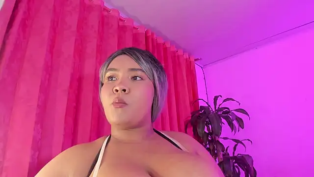 Snapshot of Sandoval_evelyn20 chatting on March 31, 2026, 2:02 am Sandoval evelyn20 online show from March 31, 2026, 2:02 am