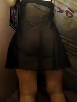 Snapshot of Almas-arabic chatting on March 18, 2026, 3:42 am Almas-arabic online show from March 18, 2026, 3:42 am