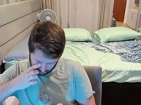 Snapshot of RipMyUnderwear chatting on December 15, 2025, 9:42 pm RipMyUnderwear online show from December 15, 2025, 9:42 pm