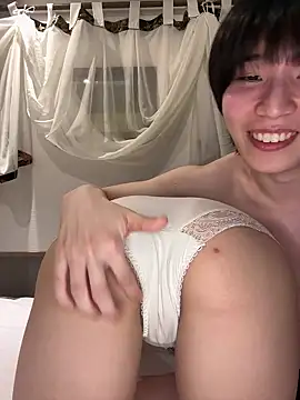 kai xoxo   online show from February 11, 2026, 1:55 pm