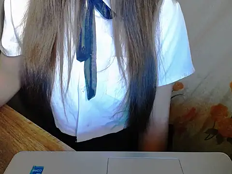 Snapshot of maian_love chatting on July 12, 2026, 6:53 pm maian love online show from July 12, 2026, 6:53 pm