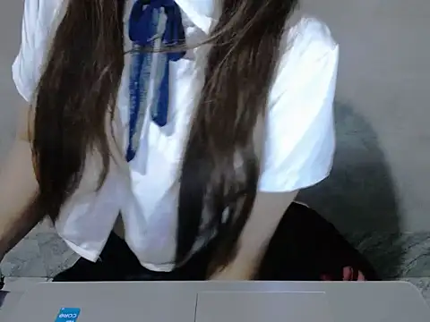 Snapshot of maian_love chatting on July 1, 2026, 8:09 pm maian love online show from July 1, 2026, 8:09 pm