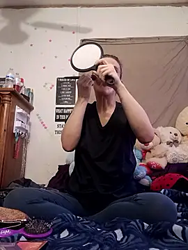 Snapshot of snowbird1117 chatting on January 13, 2026, 6:23 pm snowbird1117 online show from January 13, 2026, 6:23 pm