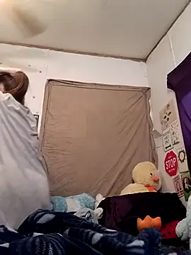 Snapshot of snowbird1117 chatting on January 15, 2026, 12:36 am snowbird1117 online show from January 15, 2026, 12:36 am