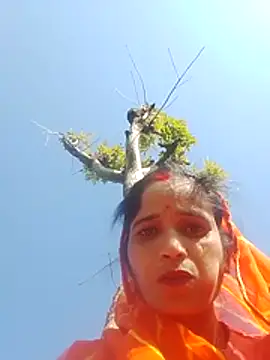 Snapshot of rashi_73 chatting on December 17, 2025, 9:14 am rashi 73 online show from December 17, 2025, 9:14 am