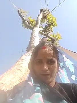 Snapshot of rashi_73 chatting on December 18, 2025, 9:47 am rashi 73 online show from December 18, 2025, 9:47 am