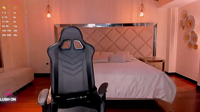 ChloeManson online show from March 12, 2025, 9:24 pm