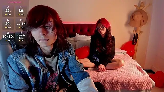 Snapshot of Eros_Nyx_ chatting on February 15, 2026, 5:19 am Eros Nyx online show from February 15, 2026, 5:19 am