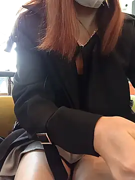 Snapshot of Baby-Linh chatting on January 7, 2026, 4:17 am Baby-Linh online show from January 7, 2026, 4:17 am