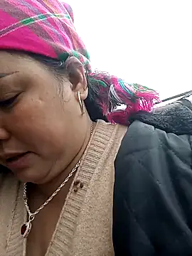 Snapshot of sary-hot2x chatting on March 15, 2026, 3:35 am sary-hot2x online show from March 15, 2026, 3:35 am