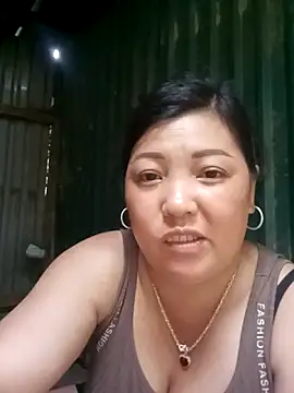 Snapshot of sary-hot2x chatting on April 4, 2026, 11:17 am sary-hot2x online show from April 4, 2026, 11:17 am