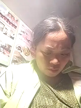 Snapshot of AlilaK2 chatting on December 19, 2025, 2:04 am AlilaK2 online show from December 19, 2025, 2:04 am