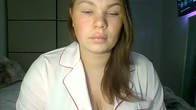 Snapshot of GEMMARMALADE chatting on April 22, 2026, 6:31 am GEMMARMALADE online show from April 22, 2026, 6:31 am