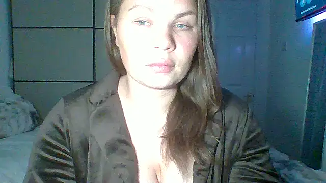 Snapshot of GEMMARMALADE chatting on May 8, 2026, 7:28 pm GEMMARMALADE online show from May 8, 2026, 7:28 pm