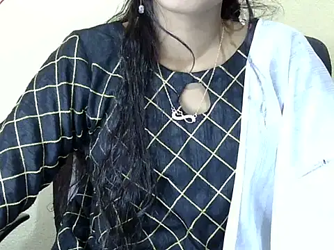 Snapshot of Shab_M chatting on February 11, 2026, 8:36 am Shab M online show from February 11, 2026, 8:36 am