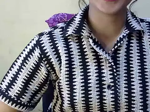 Snapshot of Shab_M chatting on August 1, 2026, 9:07 am Shab M online show from August 1, 2026, 9:07 am