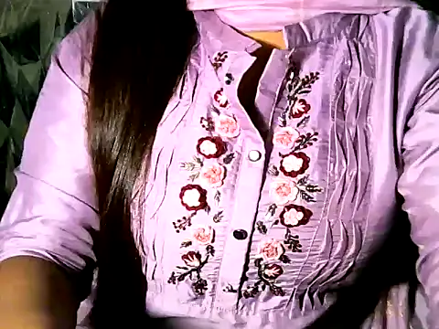 Snapshot of Hotty_Suzuka chatting on June 3, 2026, 2:55 pm Hotty Suzuka online show from June 3, 2026, 2:55 pm