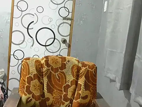 petite jessa online show from December 15, 2025, 9:48 am