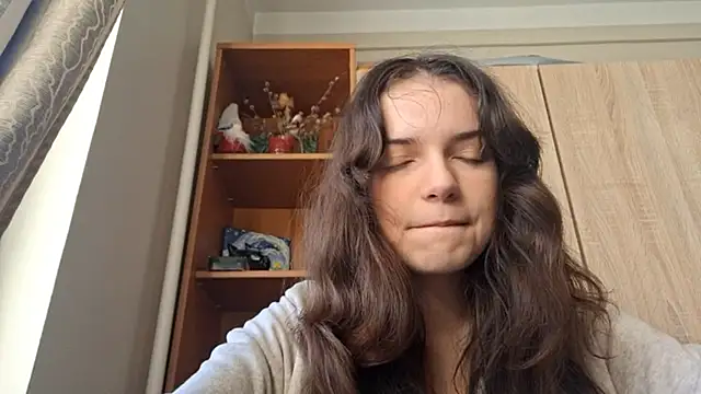 Snapshot of KellyKelik chatting on February 14, 2026, 7:41 am KellyKelik online show from February 14, 2026, 7:41 am