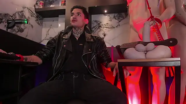 Snapshot of AlecBanne chatting on February 11, 2026, 11:37 pm AlecBanne online show from February 11, 2026, 11:37 pm