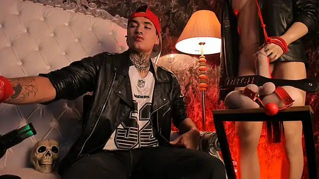 Snapshot of AlecBanne chatting on February 14, 2026, 9:26 pm AlecBanne online show from February 14, 2026, 9:26 pm