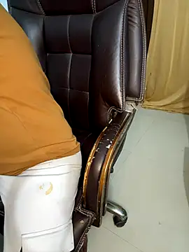 Snapshot of vampirex7 chatting on December 3, 2025, 4:06 pm vampirex7 online show from December 3, 2025, 4:06 pm