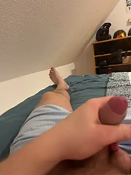 Snapshot of hannes256102 chatting on March 1, 2026, 10:21 pm hannes256102 online show from March 1, 2026, 10:21 pm