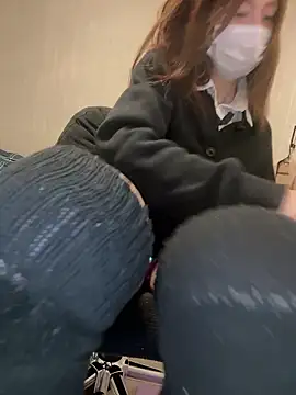 Snapshot of rin_rin_rin_rin chatting on February 11, 2026, 12:54 am rin rin rin rin online show from February 11, 2026, 12:54 am