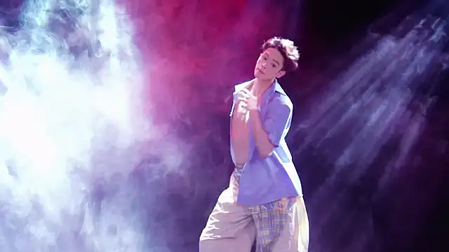 Snapshot of BOYgayHouse- chatting on December 16, 2025, 9:13 am BOYgayHouse- online show from December 16, 2025, 9:13 am