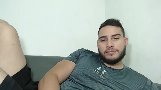 Snapshot of Seank_Noszka chatting on April 26, 2026, 10:40 pm Seank Noszka online show from April 26, 2026, 10:40 pm