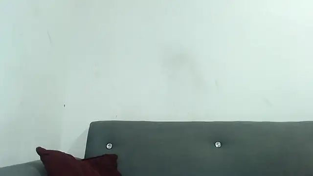 Snapshot of Seank_Noszka chatting on February 3, 2026, 11:43 pm Seank Noszka online show from February 3, 2026, 11:43 pm