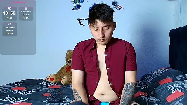 Snapshot of ethan__01 chatting on December 15, 2025, 6:58 pm ethan 01 online show from December 15, 2025, 6:58 pm