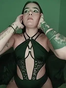 Snapshot of tiffanybrowm chatting on February 11, 2026, 5:29 am tiffanybrowm online show from February 11, 2026, 5:29 am